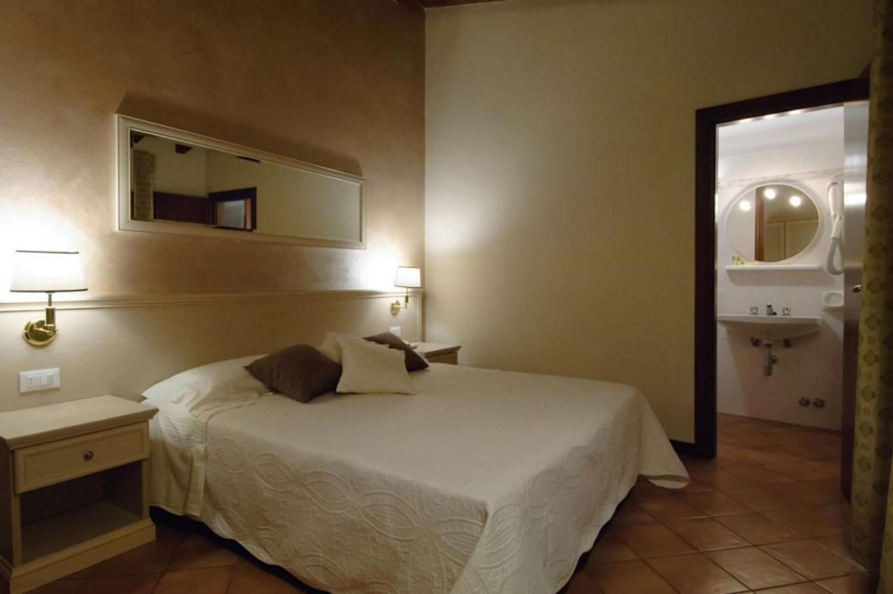 Albergo Cavallino 10 Toscolano-Maderno Exterior foto